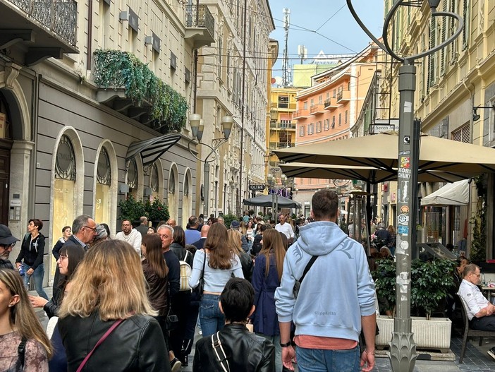 Sanremo ringrazia Tenco e Rallye e sfiora il sold out: 95% degli alberghi pieni e circa 15mila persone in città (Foto)