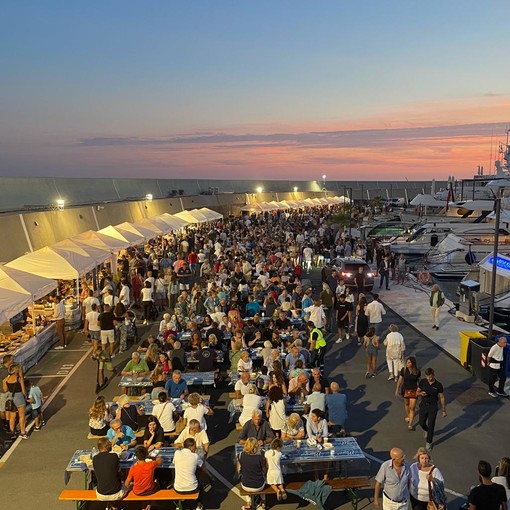 Ventimiglia: grande successo per a prima serata di 'Sapori alla Marina' a Cala del Forte (foto)