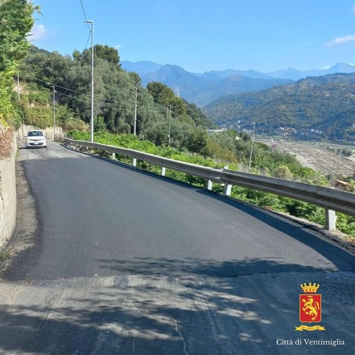 Ventimiglia, strade asfaltate e nuovi punti luce nelle frazioni: i ringraziamenti degli abitanti (Foto)