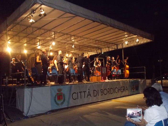 Successo ieri sera per il viaggio musicale della dell'Orchestra Sinfonica di Bordighera 'Viva Espana'