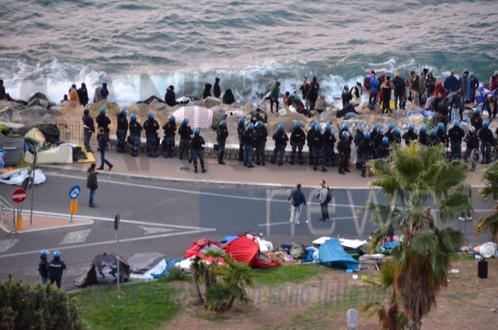 Ventimiglia: domenica prossima nuova manifestazione di 'No Border' e migranti, via alle 14.30 dalla stazione