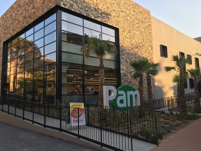 Diano Marina, inaugurato il nuovo supermercato Pam (Foto)