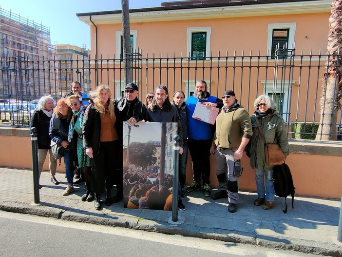 Imperia, il movimento no green pass denuncia Prefetto e Questore: &quot;Siamo stati discriminati, la magistratura valuti questi abusi e le omissioni&quot; (foto e video)