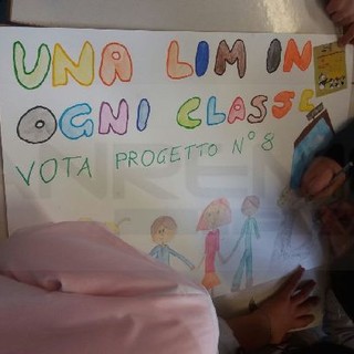 Ventimiglia: i bambini della scuola primaria di Latte promuovono il Progetto Scuole 2.0 proposto dall’Associazione Albintimilium