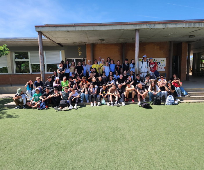 Gli alunni della scuola secondaria dell’I.C. Val Nervia in visita a Alpicat (Spagna)