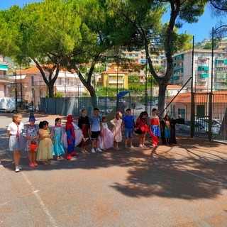 Sanremo, concluso alla 'Rodari' il Pon estate: gli alunni 'immersi' nell'arte e nel teatro (foto)