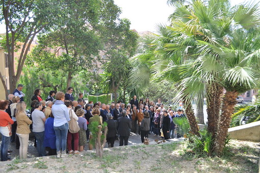 Imperia: inaugurata una scalinata in ricordo della prof.ssa Barbieri, il pensiero della figlia