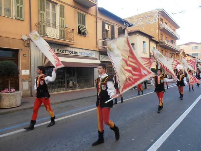 Gli Sbandieratori e Musici di Ventimiglia in trasferta alle Gare Nazionali di Lecce