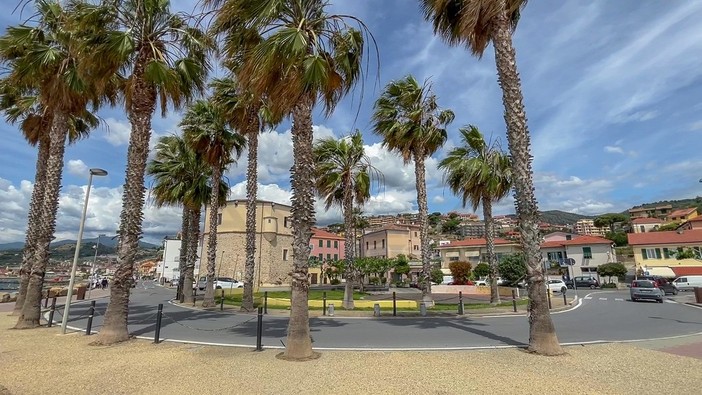 Santo Stefano al Mare: stasera in piazza Scovazzi ‘Passaggi di Tempo’, tributo a Fabrizio De Andrè