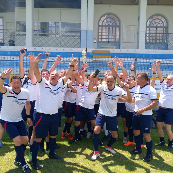 Con la vittoria del Gruppo Calcio Milano e Nobis Torino concluso il Torneo internazionale Old Stars Sanremo