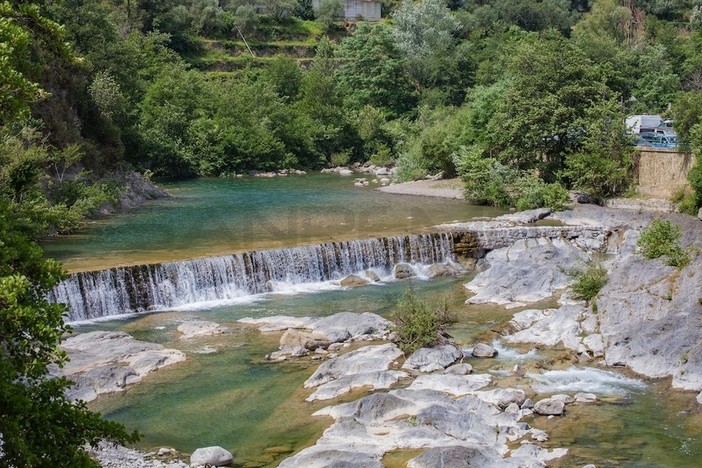 Liguria - il consiglio regionale approva le &quot;disposizioni regionali in materia di balneazione fluviale e lacuale”