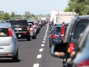 Esodo di Ferragosto tutti in coda verso il mare, traffico da bollino nero