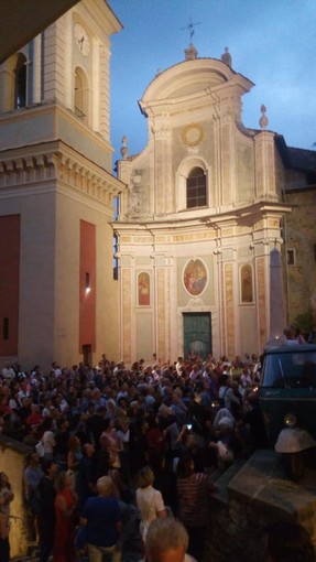 Vallebona: grande successo di 'LIBER theatrum' per lo spettacolo di chiusura della stazione estiva