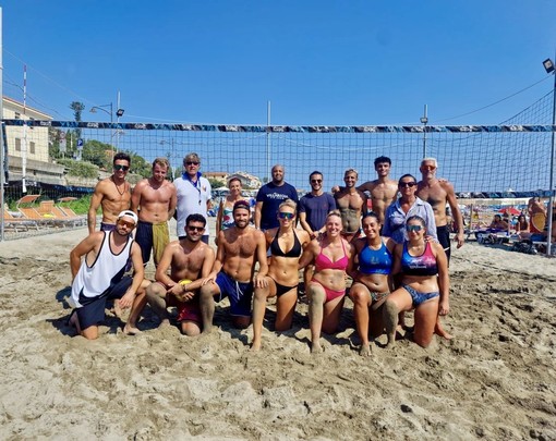 Bilancio positivo per la 24 ore di Beach Volley a Santo Stefano al Mare, Ferretti &quot;Rilanciamo lo sport&quot;