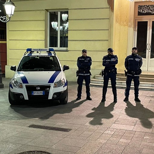 Ventimiglia, maggiore sicurezza in città: al via il turno serale della polizia locale