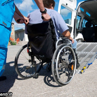 Taggia: pubblicato l’avviso pubblico per la progettazione e gestione del servizio di trasporto destinato a persone con disabilità