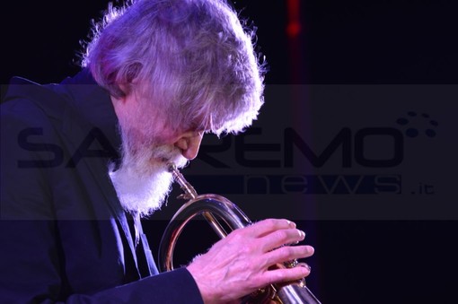 Sanremo: il trombettista Tom Harrell e il brasiliano Ivan Lins incantano il pubblico dell'UnoJazz Festival “E' uno dei posti più belli in cui poter suonare” (Videointervista)