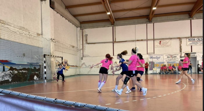 Pallamano femminile, esordio in campionato per il team che unisce S.Camillo-Riviera Imperia e Abc Bordighera