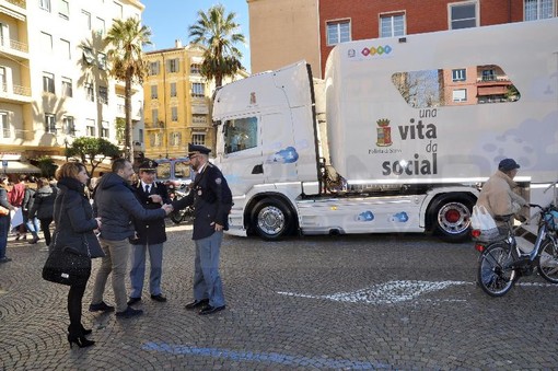 Polizia di Stato, Ministero dell'Istruzione, dell'Università e della Ricerca con ‘Una vita da social’ per incontrare gli studenti cyber bullismo