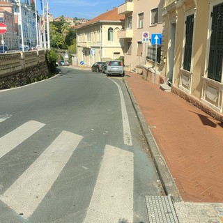 Trasferita in via Siffredi la fermata taxi di viale Matteotti a Imperia