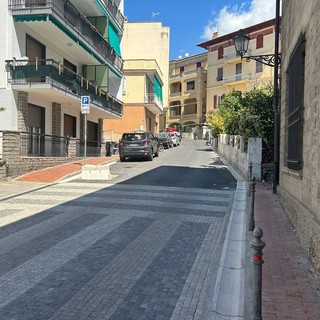 Ospedaletti, con gli alberi di agrumi la riqualificazione di via di Pettinengo sarà ultimata (Foto)