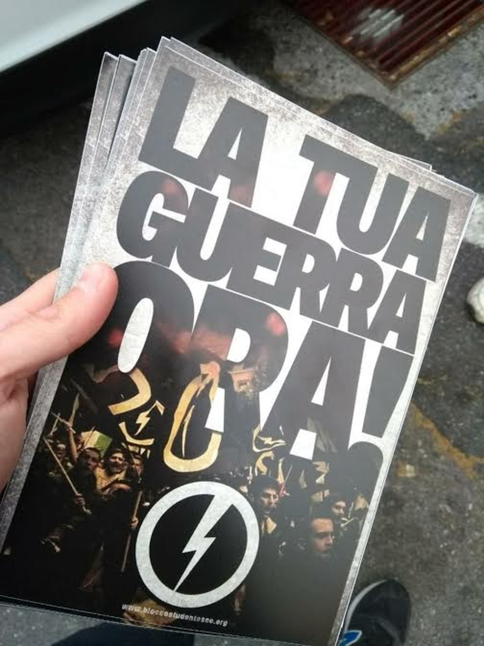 Imperia: questa mattina il volantinaggio del blocco studentesco di CasaPound davanti al Liceo Statale 'Carlo Amoretti'