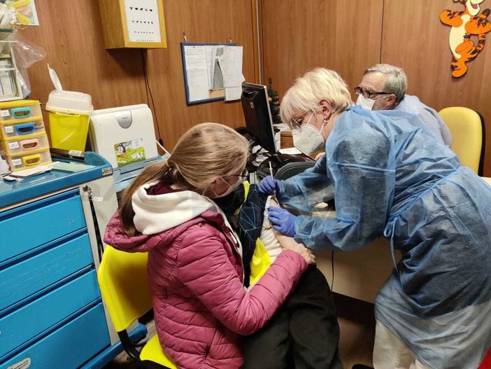 Imperia: da lunedì saremo in zona gialla ma si rischia il passaggio al 'rosso', Scajola &quot;Dobbiamo vaccinarci tutti&quot; (Video)