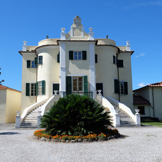 Villa Pratola a Santo Stefano al Magra (SP)