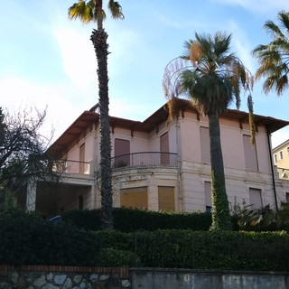 Imperia, Villa Carpeneto sarà venduta: il consiglio comunale dà l'ok. Scajola &quot;È un affare, agli acquirenti darò la cittadinanza onoraria&quot;