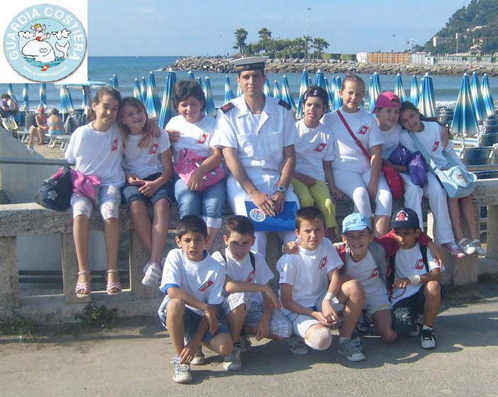 Diano Marina: oggi le scuole primarie di Diano Castello in visita alla capitaneria