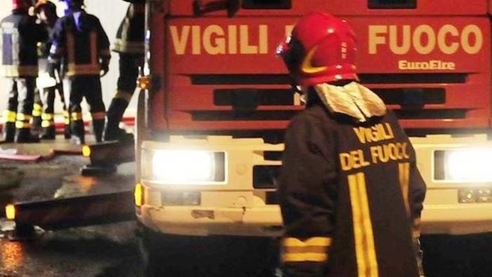 Ventimiglia, incendio in via San Secondo: ad originare il rogo un fuoco acceso da senzatetto
