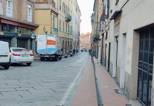 Imperia, modificata l’ordinanza per i lavori di rifacimento della pavimentazione stradale in via Cascione