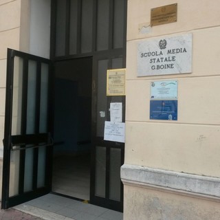 Imperia: vandali in azione alle scuole Boine, gli autori potrebbero essere gli stessi che hanno agito in altre scuole nei giorni scorsi