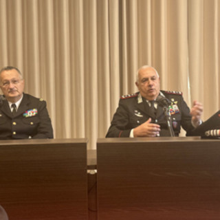 Capo Gendarmeria francese: &quot;Cooperazione con l'Arma&quot;