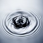 Il 64% degli italiani beve meno di 2 litri d’acqua al giorno