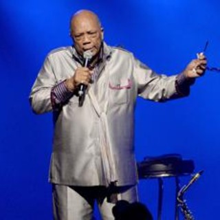 Morto Quincy Jones, il produttore e musicista aveva 91 anni