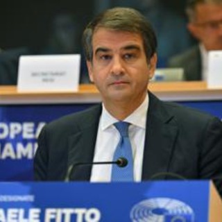 Fitto al Parlamento Ue: &quot;Non rappresento un partito, impegnato per Europa&quot;