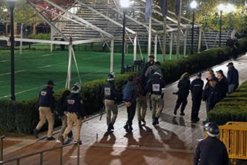 Usa, proteste pro Palestina alla Columbia: irruzione della polizia, 100 arresti