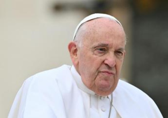 Papa Francesco: &quot;Brutte le suore con la faccia di aceto&quot;