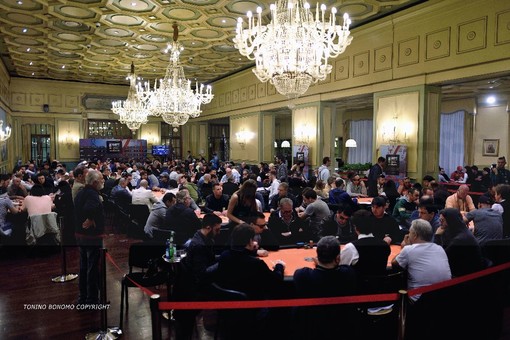 Italian Poker Open nella Poker Room del Casino: splendidi field in sala Privata e sala De Santis per un torneo di livello internazionale che sta superando le più rosee previsioni in termini di iscrizioni