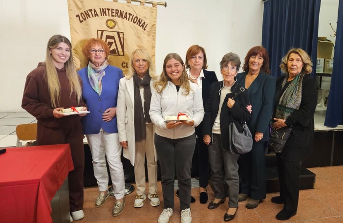 Cerimonia di consegna premio in ricordo di Valeria Stellato dello Zonta Club Ventimiglia-Bordighera